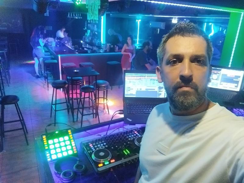 DJ ENCHEV